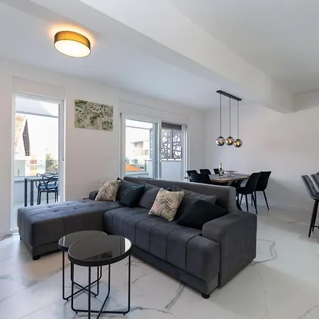 Sea Breeze Apartament Zadar