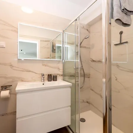 Sea Breeze Apartament