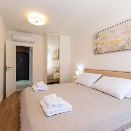 Apartament Sea Breeze *